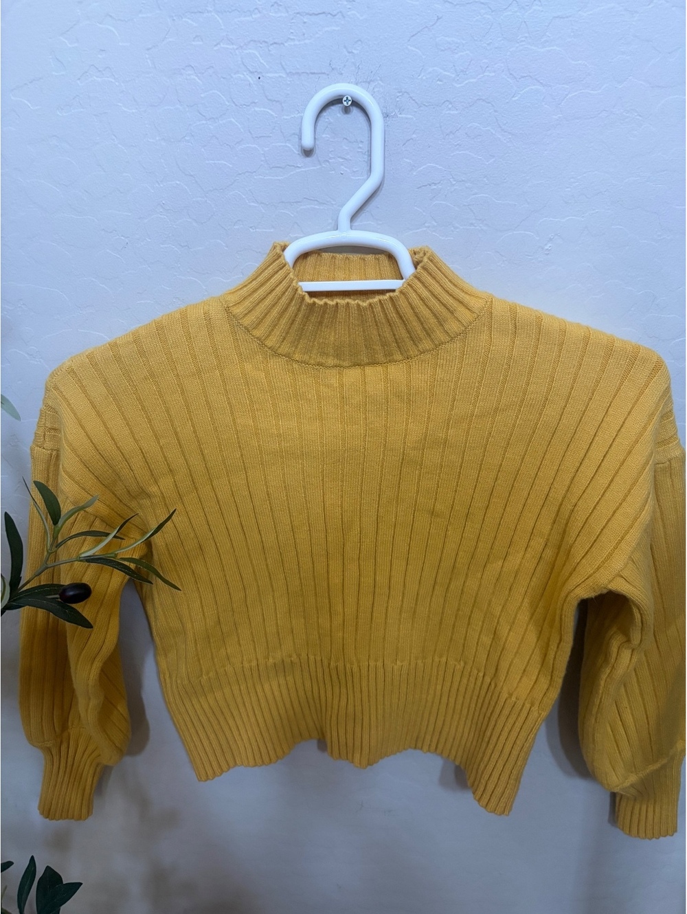 Crop Top Mock Neck Cotton Sweater for fall
